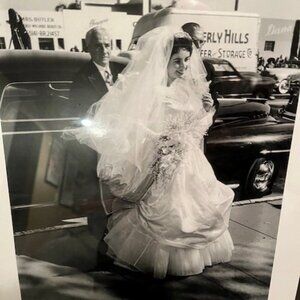 Rare limited edition 11 x 17 lithograph glossy print by world renowned photograp